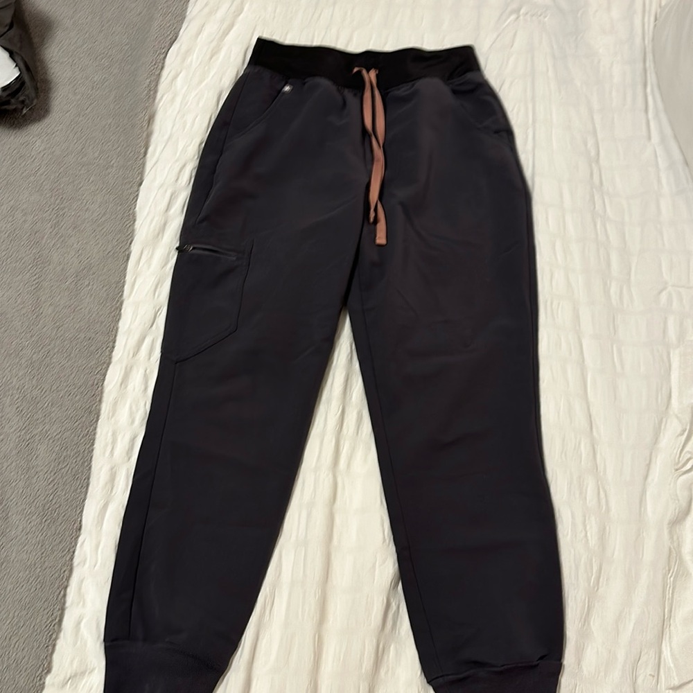 FIGS HIGH-WAISTED ZAMORA JOGGER SCRUB PANTS